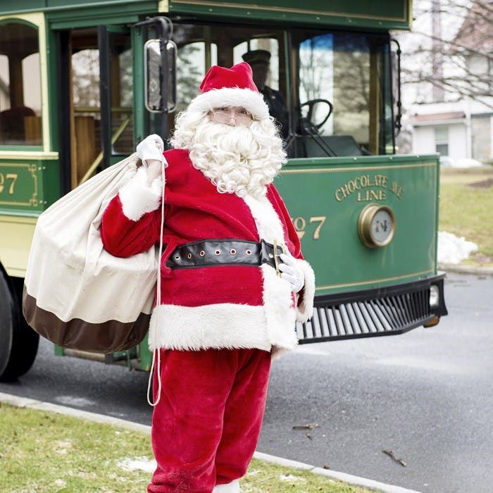 Holly Jolly Trolley