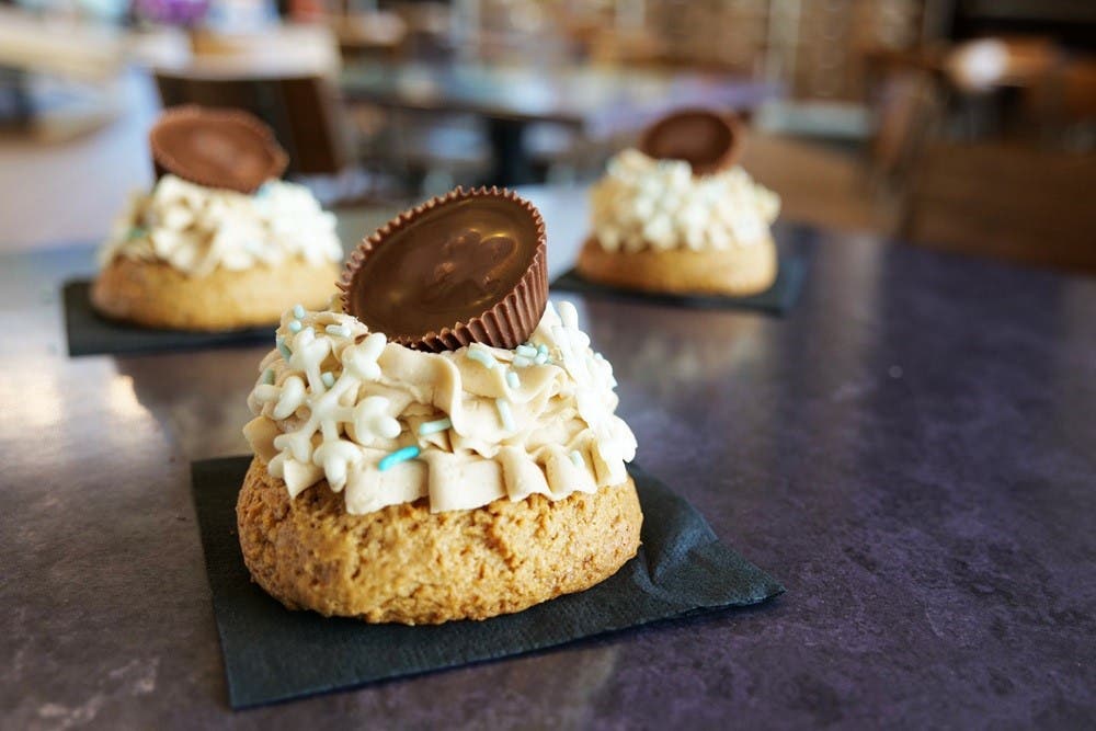 REESE'S Big Cup Sugar Cookie