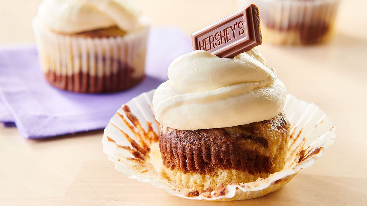 Marbled S'mores Cupcakes